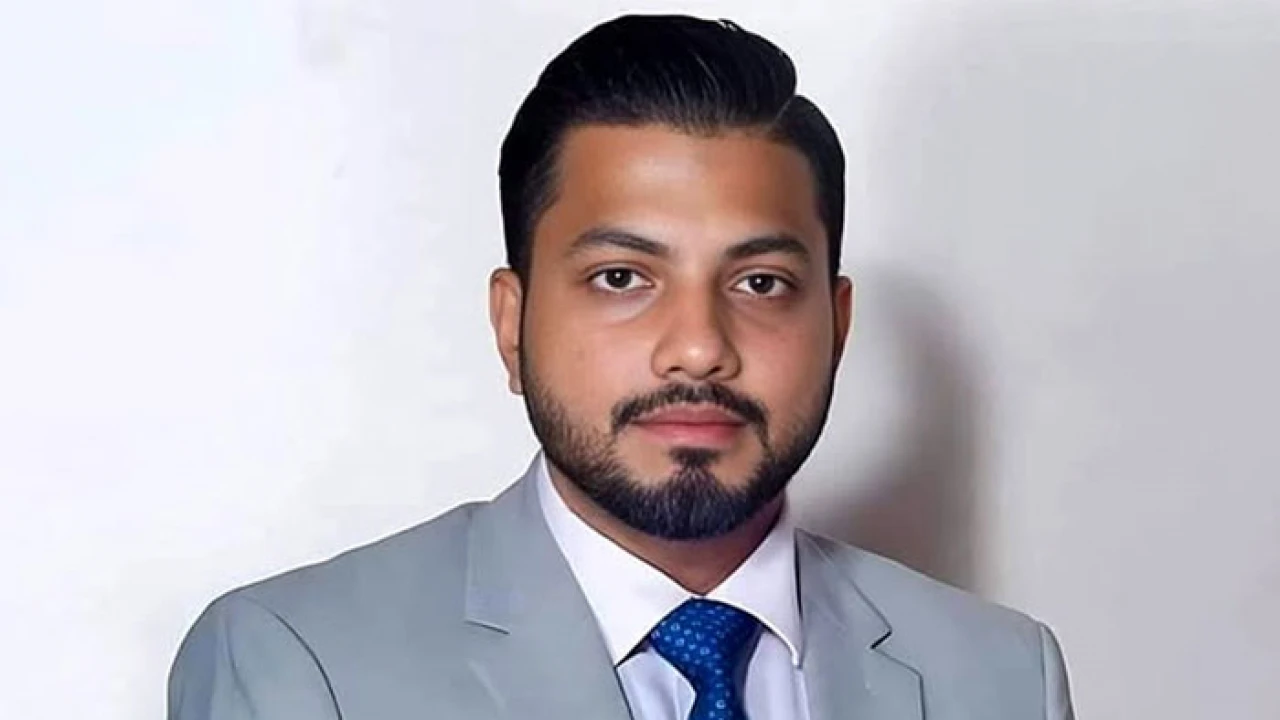 ডিএসসিসি মেয়র ইশরাকের শপথ ঘিরে বিতর্ক