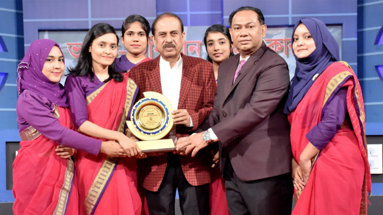 ‘আমরা যেন ভূ-রাজনীতির খেলায় পা না দেই’