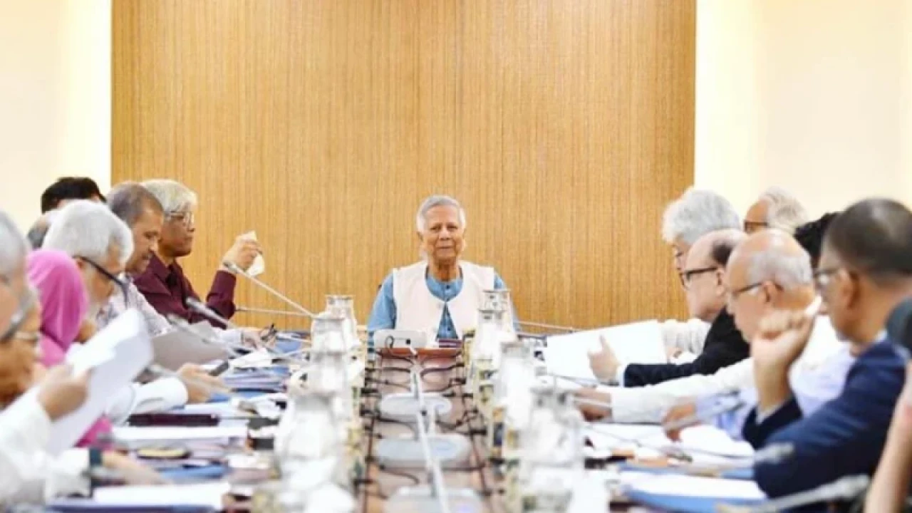 রাতে জরুরি বৈঠকে বসছে উপদেষ্টা পরিষদ 