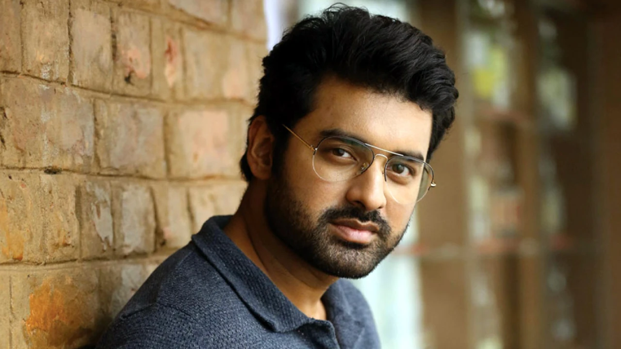 বাংলাদেশকে নিয়ে পোস্ট দিয়ে তোপের মুখে কলকাতার অভিনেতা