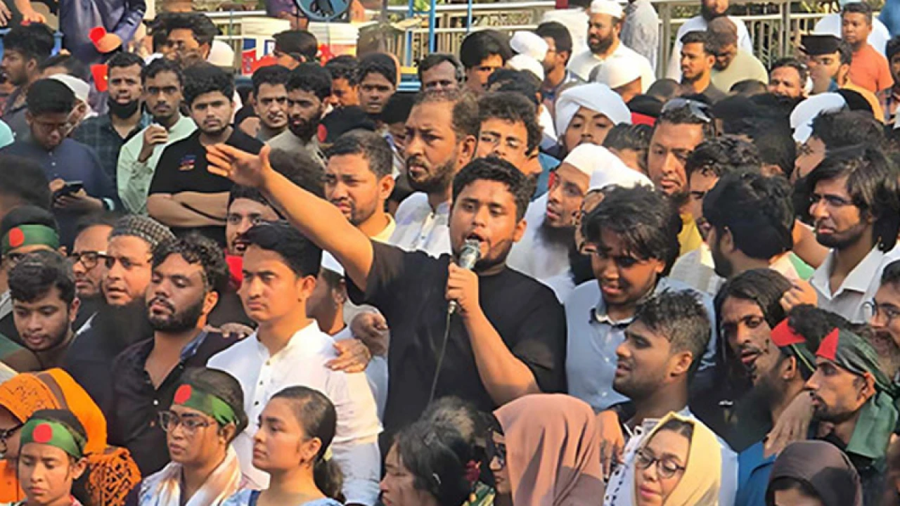 আ.লীগ নিষিদ্ধে রোডম্যাপ না এলে ‘মার্চ টু যমুনা’র হুঁশিয়ারি হাসনাতের 