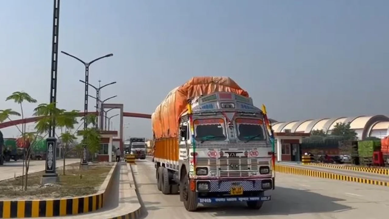 বেনাপোল বন্দর দিয়ে আমদানি-রপ্তানি বন্ধ