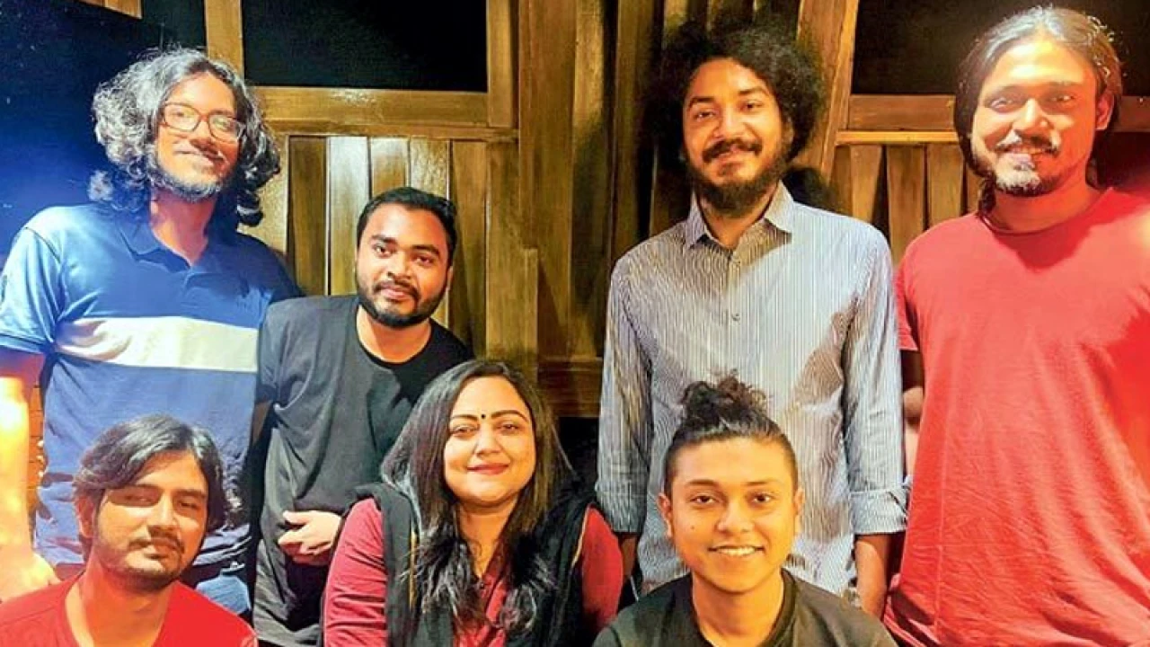 প্রকাশ্যে চিরকুটের নতুন অ্যালবামের প্রথম গান