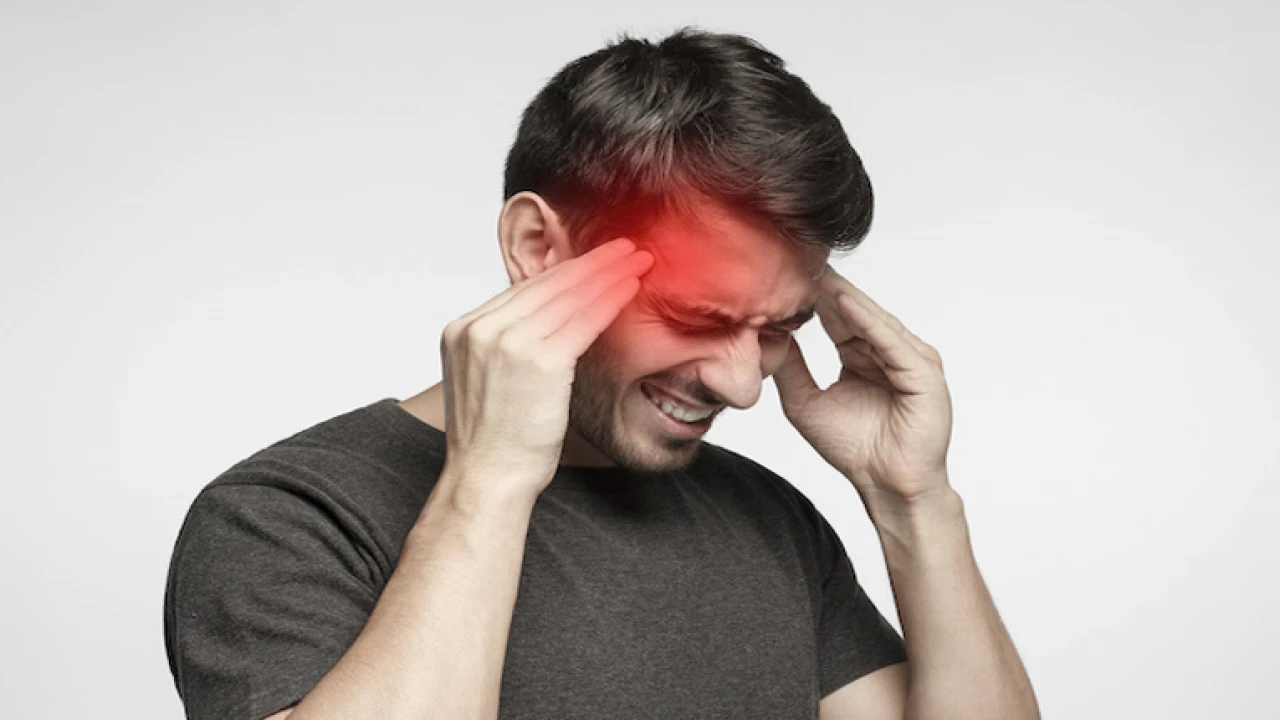 মাথাব্যথার ধরন বা কারণ অনুযায়ী চিকিৎসা দিতে হয়