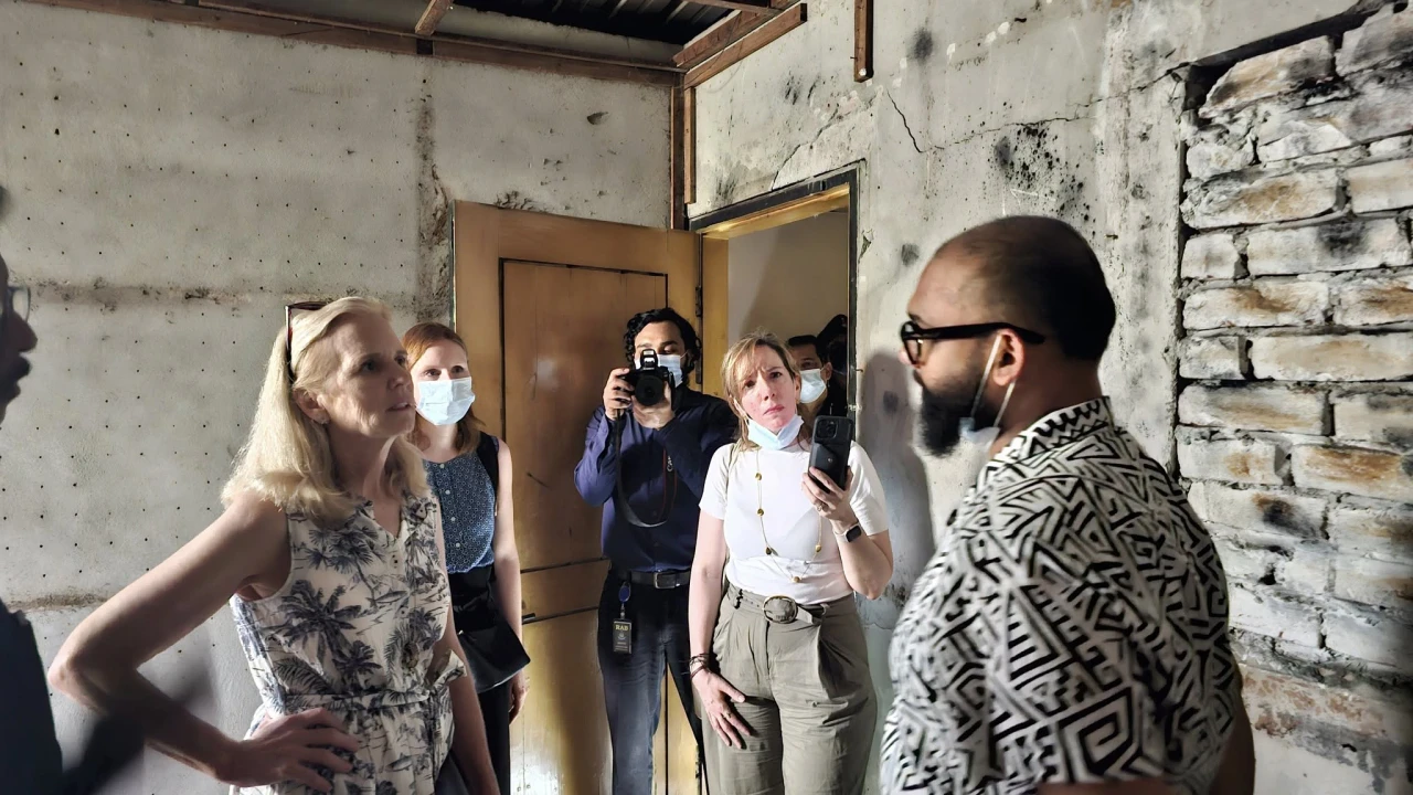 আয়নাঘর পরিদর্শন করলেন আরএফকের প্রধান কেরি কেনেডি