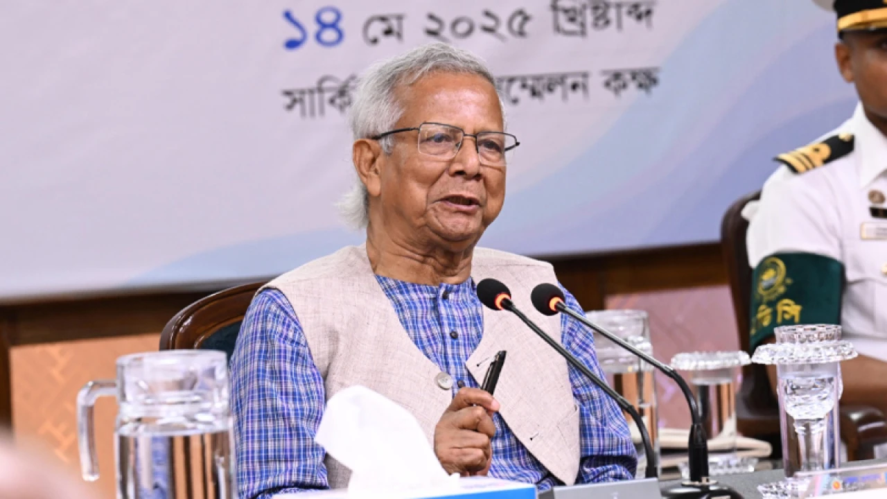 চট্টগ্রাম শহরের জলাবদ্ধতা শূন্যে নামিয়ে আনতে প্রধান উপদেষ্টার নির্দেশনা