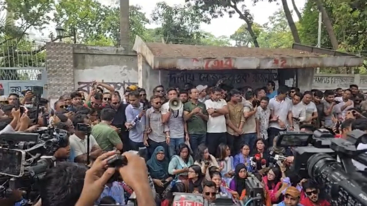 সাম্য হত্যাকাণ্ড: ঢাবি উপাচার্য ও প্রক্টরের পদত্যাগের দাবি ছাত্রদলের 