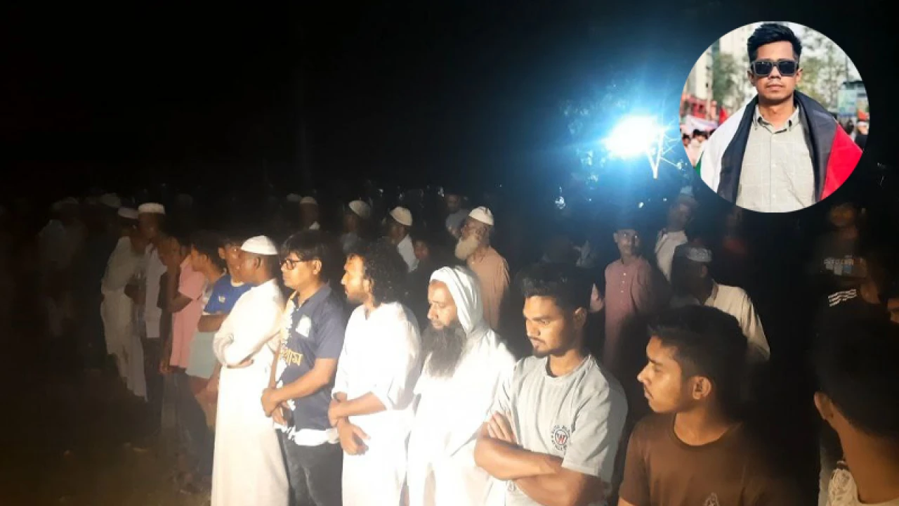 মায়ের কবরের পাশে চিরনিদ্রায় শায়িত ঢাবি ছাত্র সাম্য