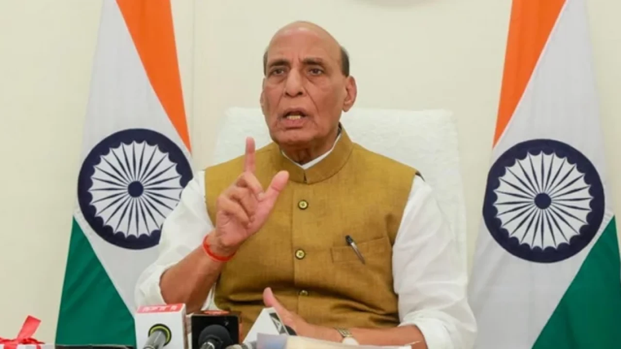 পাকিস্তানের পরমাণু অস্ত্র নিয়ে যা বললেন ভারতের প্রতিরক্ষামন্ত্রী