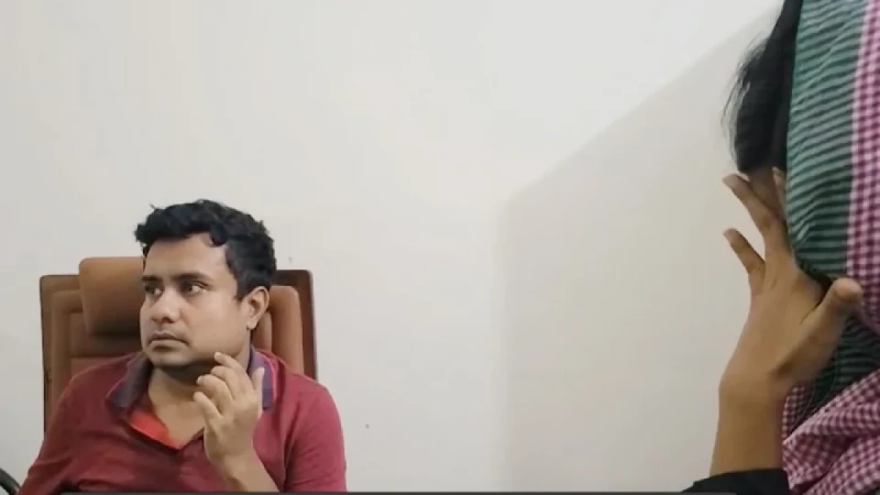 রাবিতে আপত্তিকর অবস্থায় ছাত্রী-শিক্ষক, যে সিদ্ধান্ত নিল বিভাগ