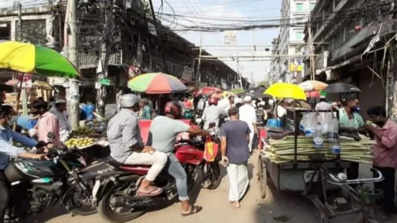 ঢাকার যেসব মার্কেট-দোকানপাট শনিবার বন্ধ