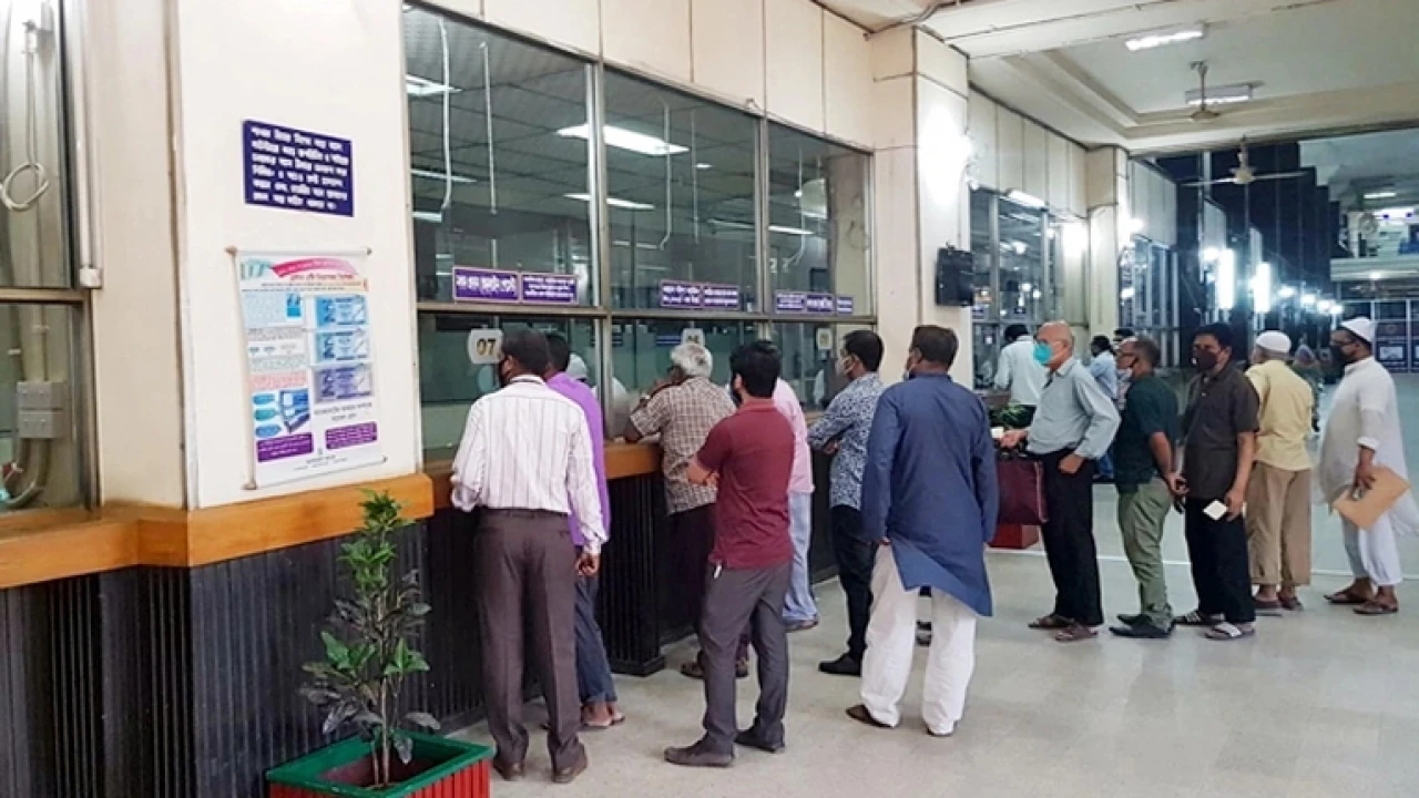 সরকারি অফিস-ব্যাংক আজ খোলা