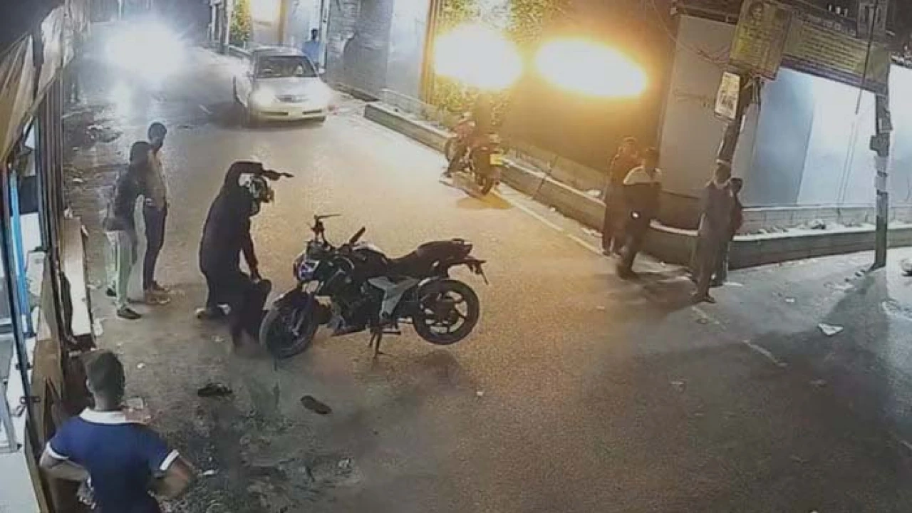 জানা গেল হামলার কারণ ও ভুক্তভোগীর পরিচয় 