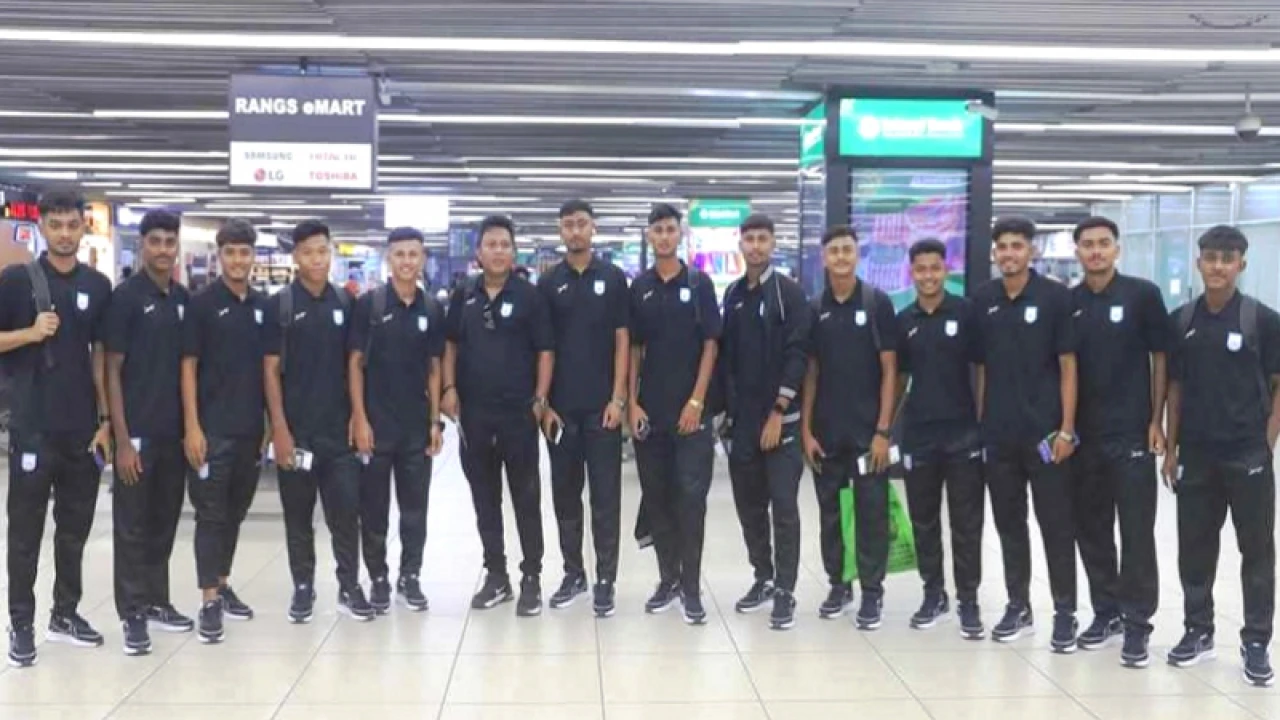 অবশেষে ঢাকায় পৌঁছাল অনূর্ধ্ব-১৯ ফুটবল দলকে বহনকারী ফ্লাইট
