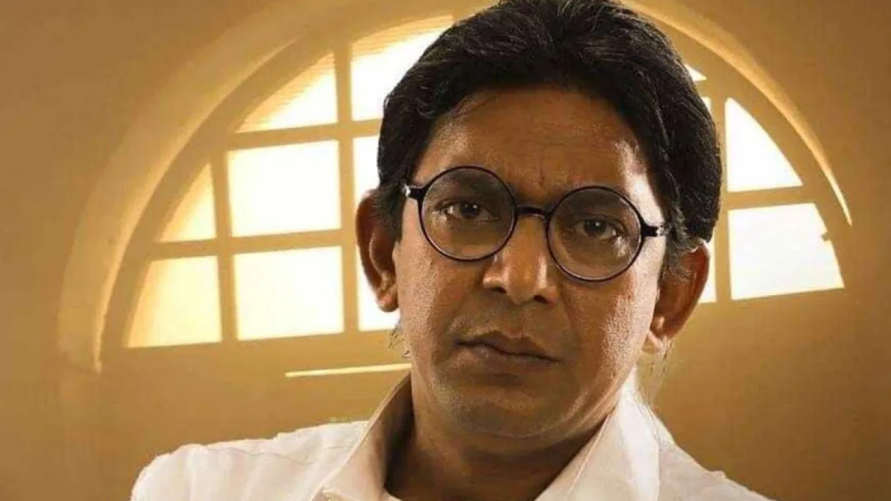 ‘গ্রেপ্তার আতঙ্কে’ ভারত সফর বাতিল করেছেন চঞ্চল!