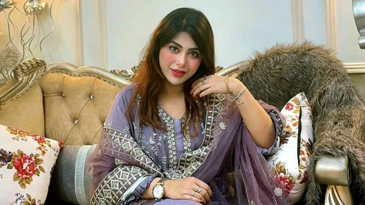 ফারিয়াকে গ্রেপ্তারের পর হুমকি পাচ্ছেন মিষ্টি জান্নাত