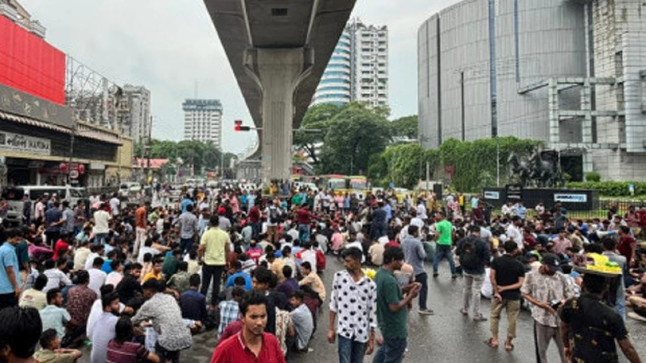 শাহবাগ মোড় ছাড়লেন ছাত্রদল নেতাকর্মীরা