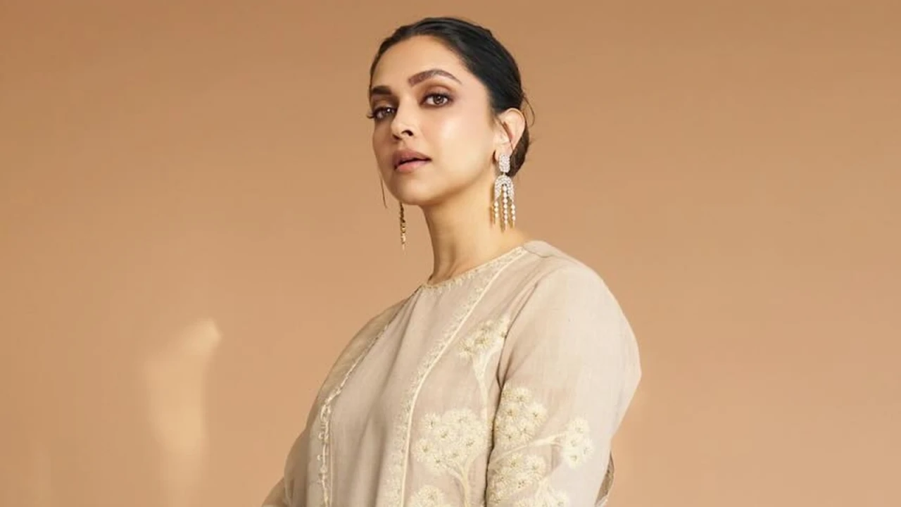 সিনেমা থেকে বাদ পড়লেন দীপিকা?