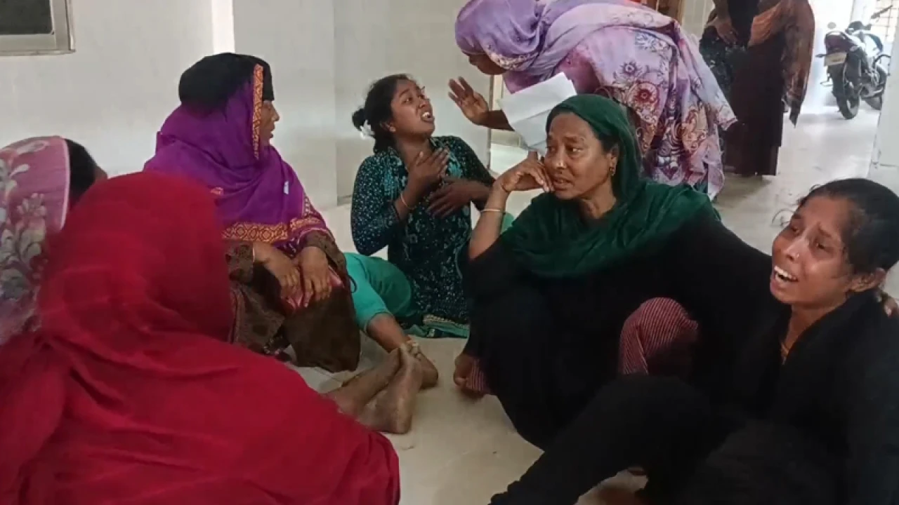 মেহেরপুরের গাংনীতে বিদ্যুৎপৃষ্টে নির্মাণ শ্রমিকের মৃত্যু 