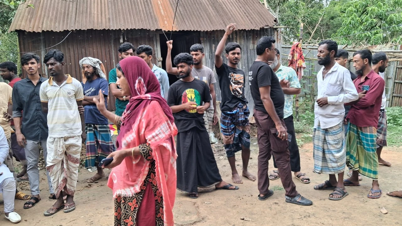 মহিষ চুরির অপবাদ, গণপিটুনিতে প্রাণ গেল আনোয়ার