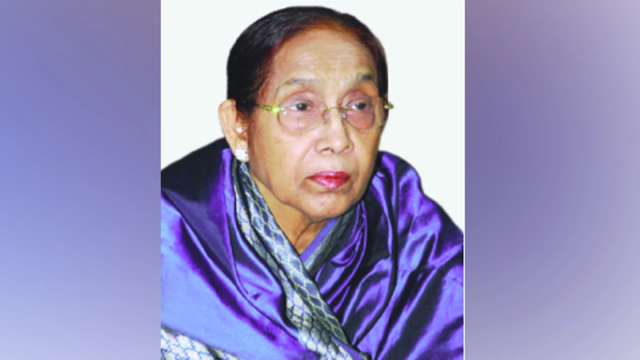 জয়নুল হক সিকদারের স্ত্রীসহ ১৫ জনের দেশত্যাগে নিষেধাজ্ঞার আদেশ