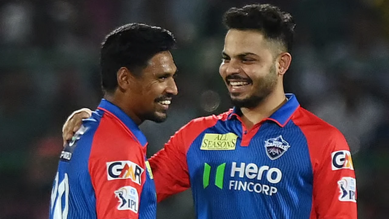 দিল্লির দারুণ জয়ে মোস্তাফিজের রেকর্ড