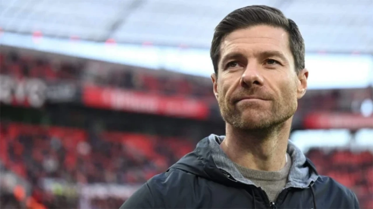 আলোনসোকে রিয়াল মাদ্রিদের কোচ ঘোষণা, কত বছরের চুক্তি