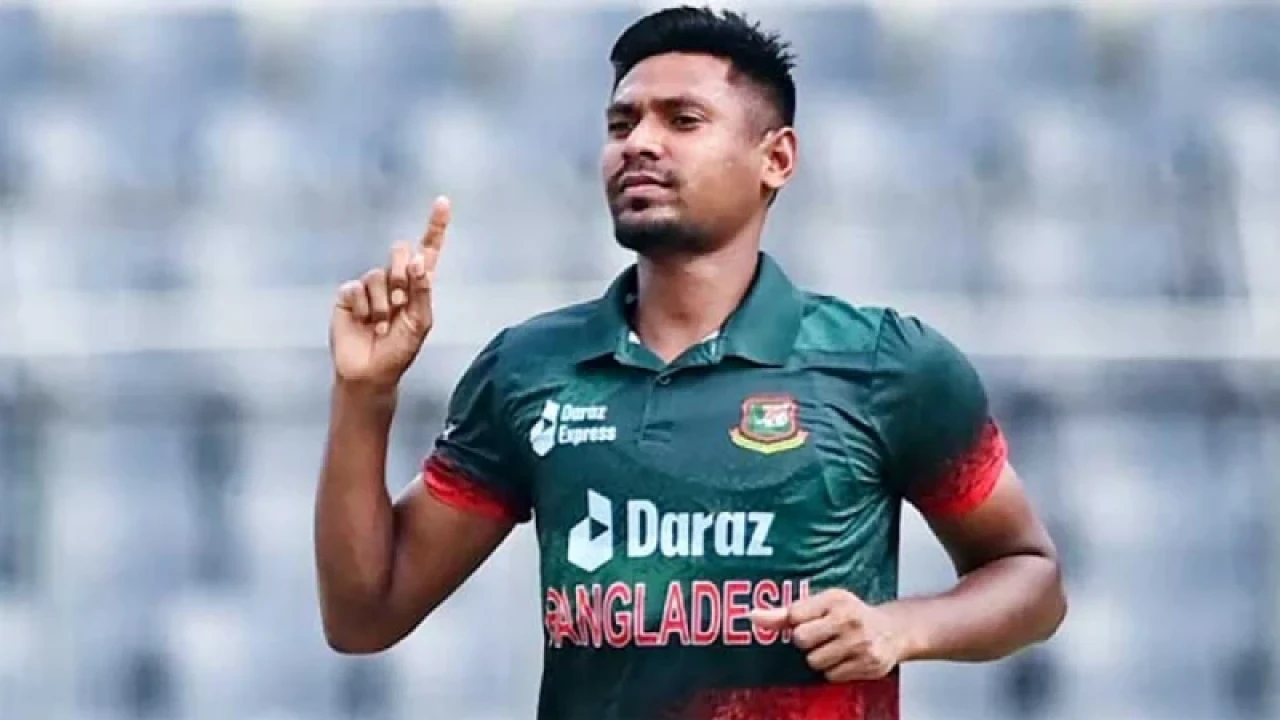 ভারতে চোট পেয়ে পাকিস্তানে যাওয়া হচ্ছে না মোস্তাফিজের 