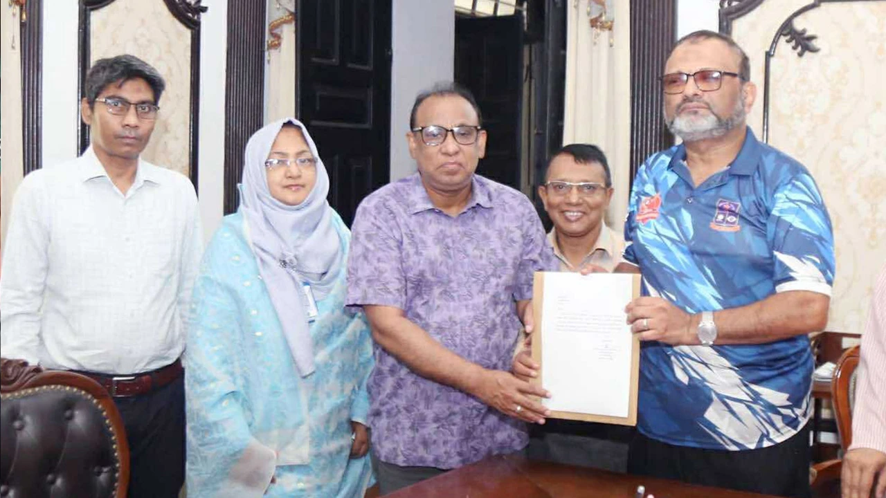 ঢাবির তদন্ত কমিটির প্রতিবেদন দাখিল