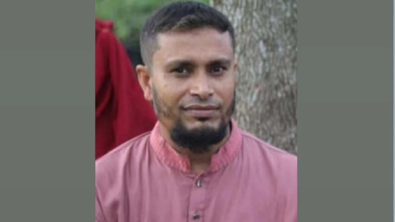 পোস্ট অফিসের মধ্যে পড়েছিল নৈশপ্রহরীর রক্তাক্ত মরদেহ