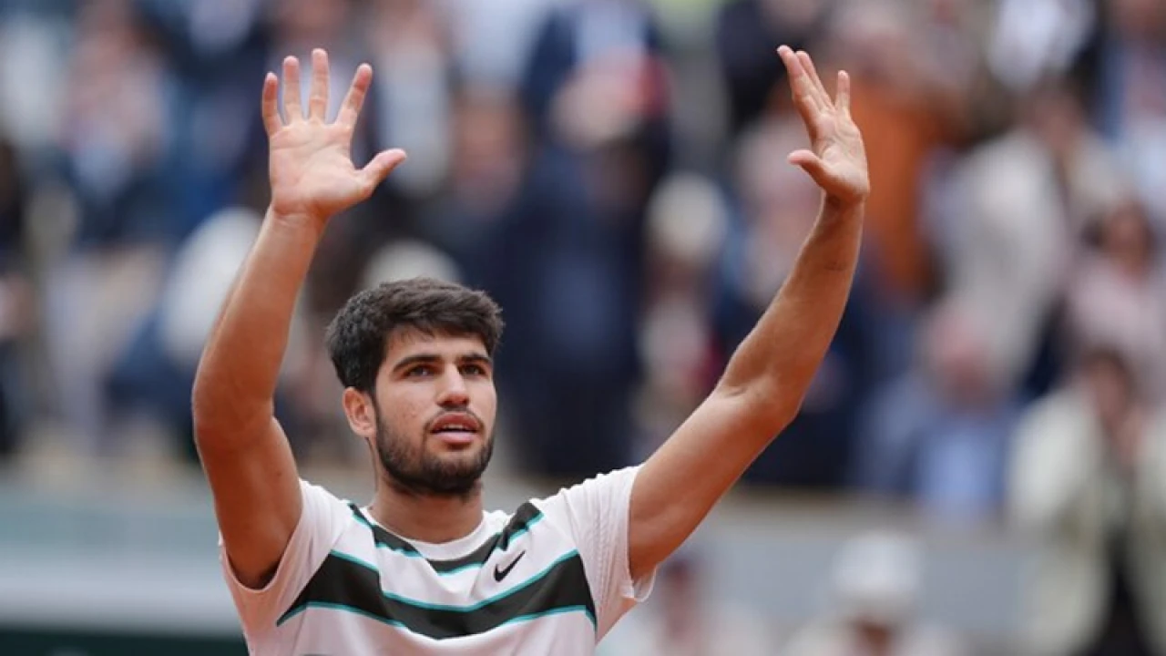 প্রথম রাউন্ডে আলকারাজের কষ্টার্জিত জয়