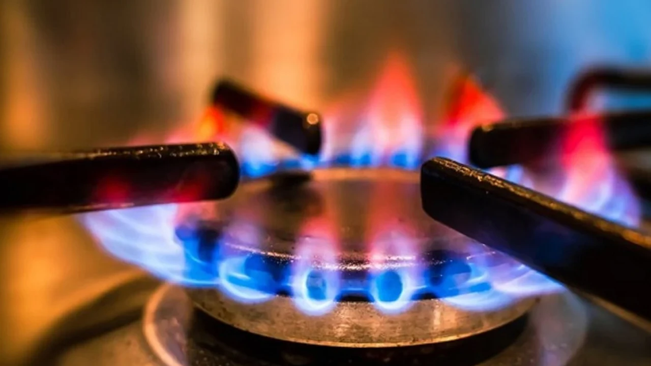 রাজধানীর যেসব এলাকায় কাল ১১ ঘণ্টা গ্যাস থাকবে না