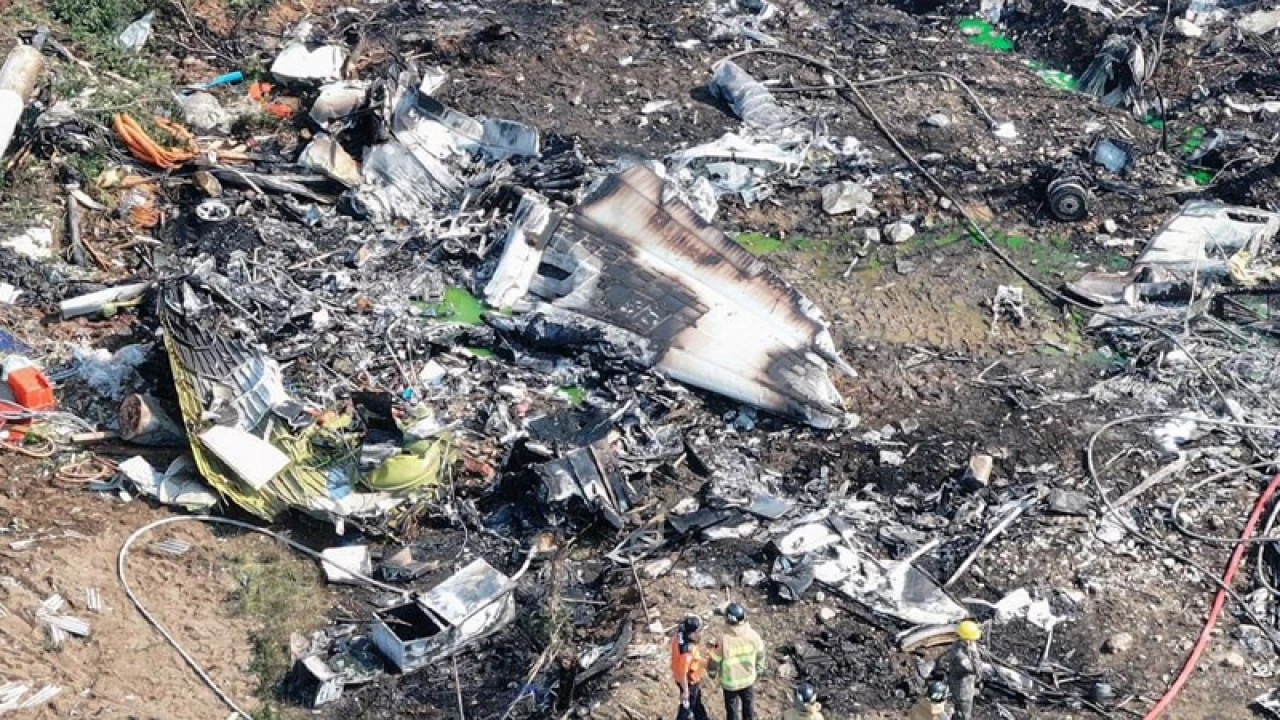 দক্ষিণ কোরিয়ায় নৌবাহিনীর টহল বিমান বিধ্বস্ত, চারজন নিহত