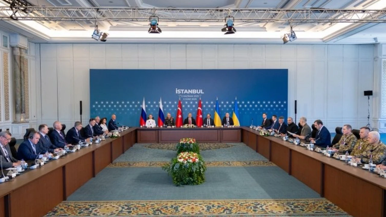 যুদ্ধবিরতির সিদ্ধান্ত ছাড়াই ইউক্রেন-রাশিয়ার শান্তি আলোচনা শেষ