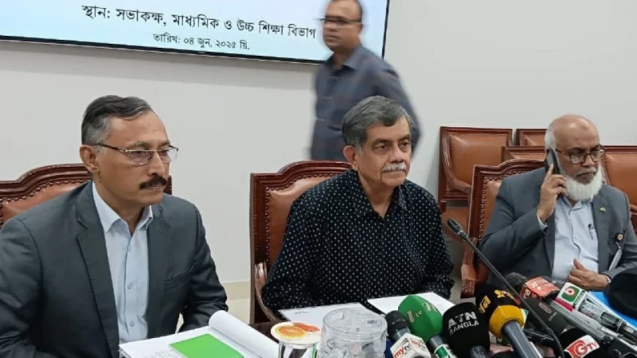 শিক্ষা উপদেষ্টাকে কোটি টাকা ঘুষের প্রস্তাব!