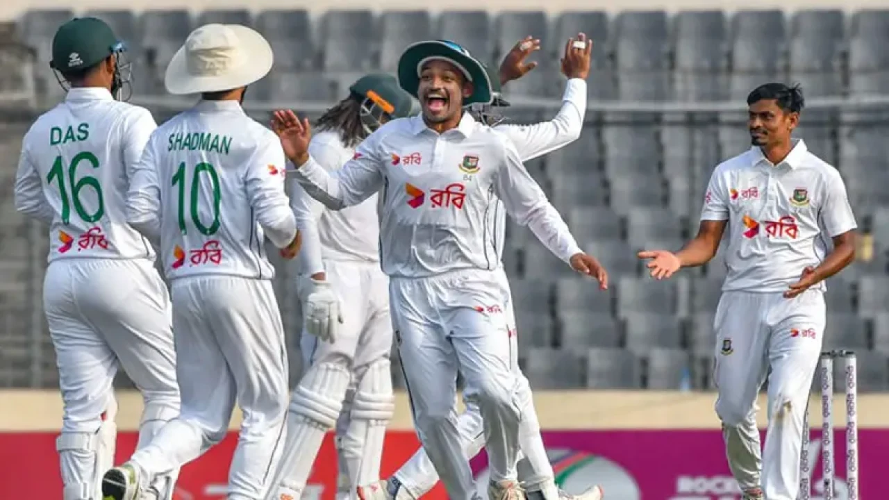 চমক রেখে শ্রীলংকার বিপক্ষে বাংলাদেশের ১৬ সদস্যের টেস্ট দল ঘোষণা