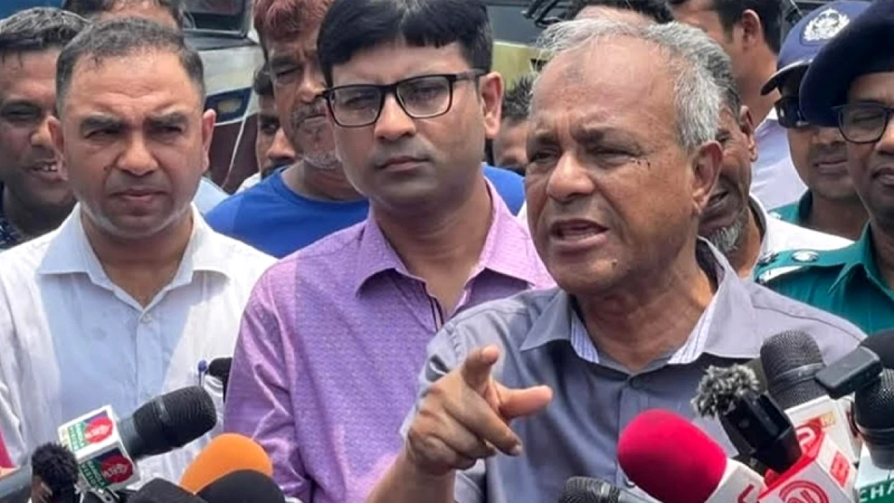 টাকার অভাবে দুর্নীতিবাজরা বড় গরু কিনতে পারছেন না: স্বরাষ্ট্র উপদেষ্টা