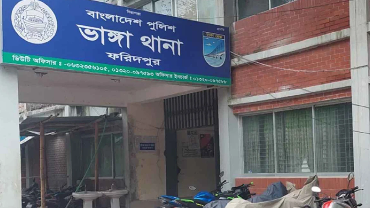 মধ্যরাতে নাচগানের জেরে ২ গ্রামবাসীর মাঝে সংঘর্ষ, আহত ২৫