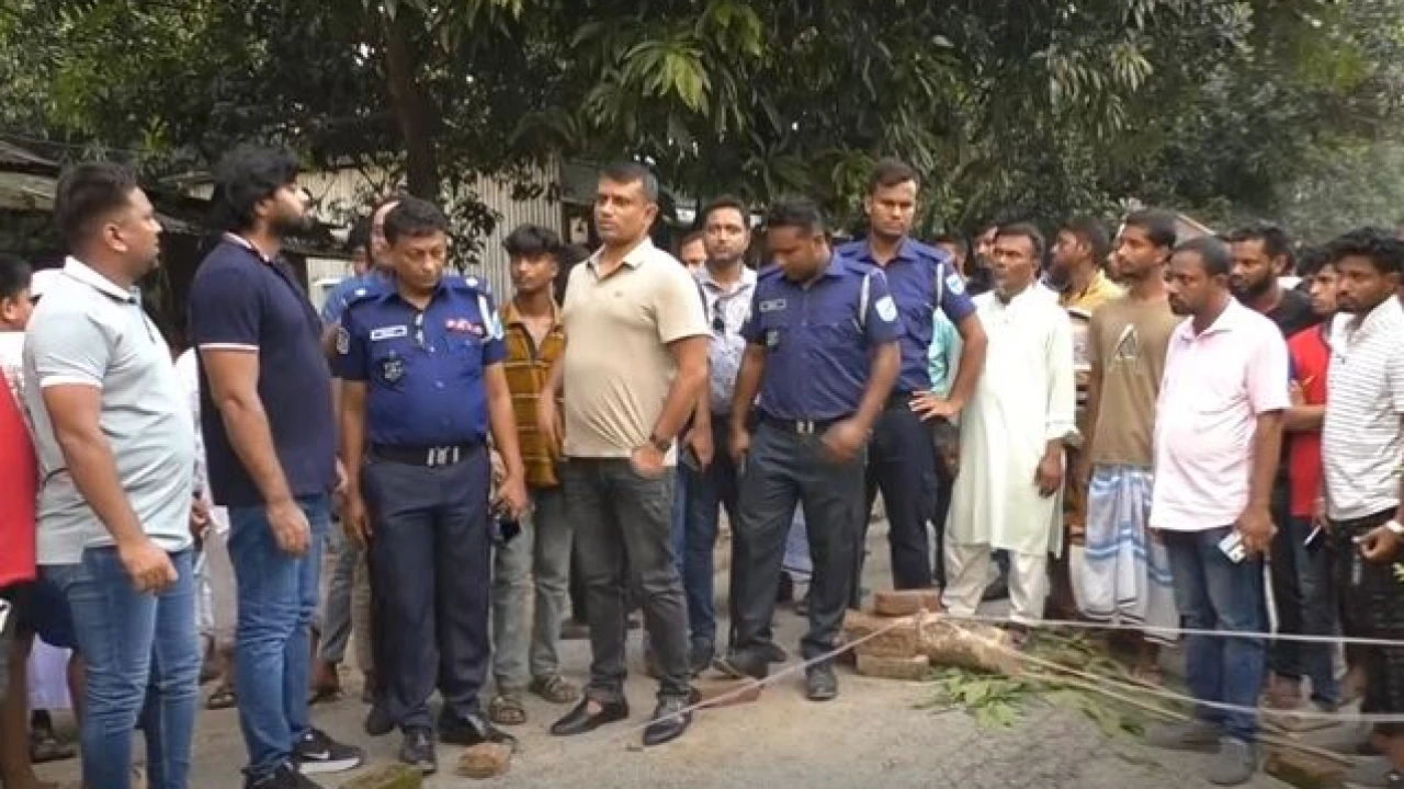 ছাত্রলীগ নেতাকে ছাড়াতে সাবেক ছাত্রদল নেতার গুলি