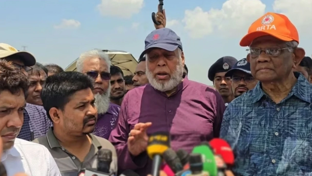 অবৈধ ড্রেজার বন্ধে উপদেষ্টা ফাওজুল কবিরের হুঁশিয়ারি