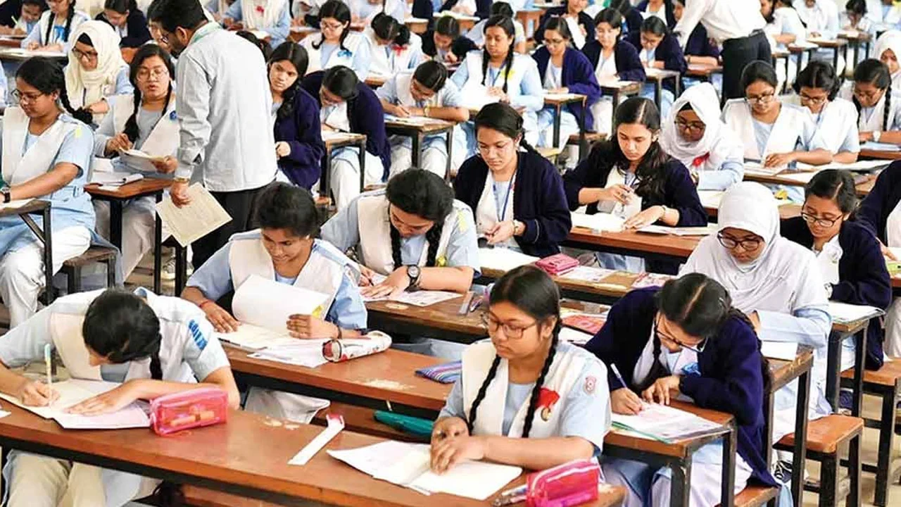 এসএসসির ফল প্রকাশ কবে, জানালেন ঢাকা বোর্ড চেয়ারম্যান