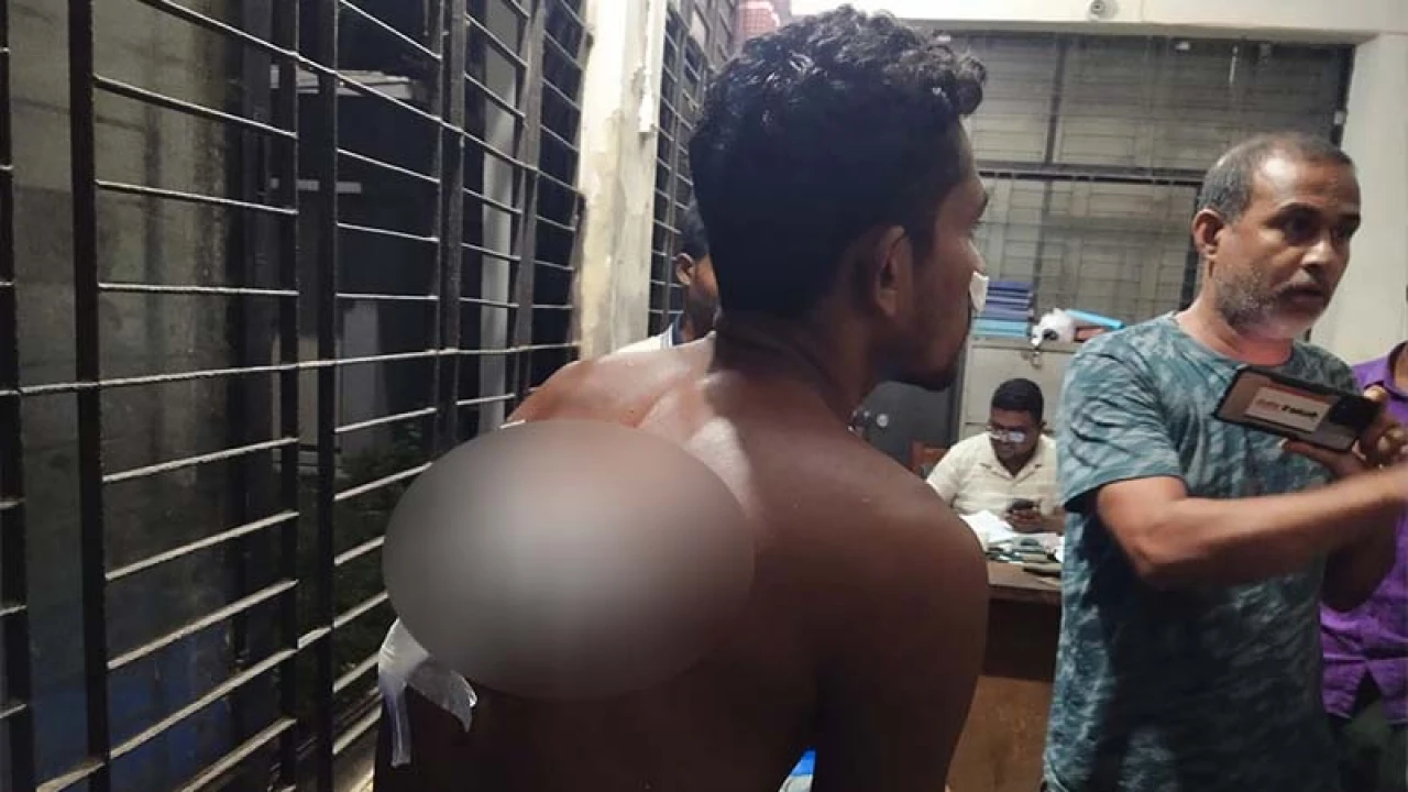 ফেসবুক স্ট্যাটাস নিয়ে বিরোধ, মৎস্যজীবী দলের নেতাকে কুপিয়ে জখম