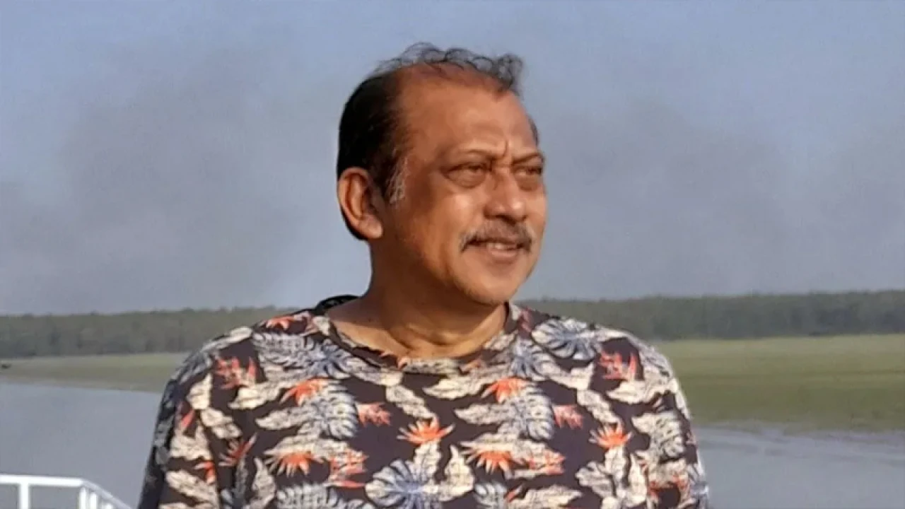 গাছতলায় গামছা পরে শুয়ে ছিলেন অভিনেতা সমু চৌধুরী, উদ্ধার করল পুলিশ 