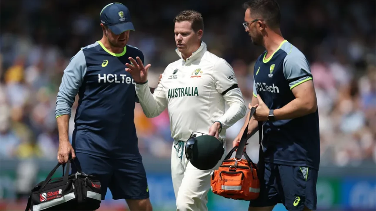 অস্ট্রেলিয়া শিবিরে ধাক্কা