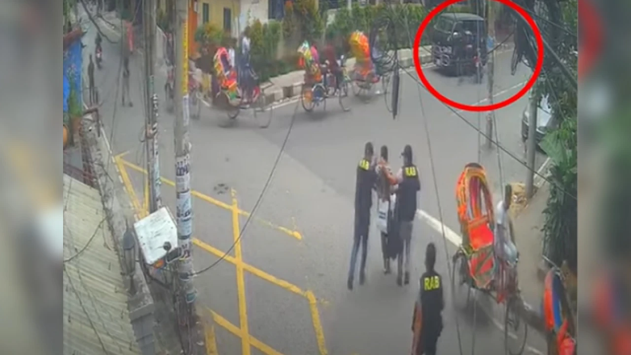 রাজধানীতে র‌্যাবের পোশাক পরে কোটি টাকা ছিনতাই
