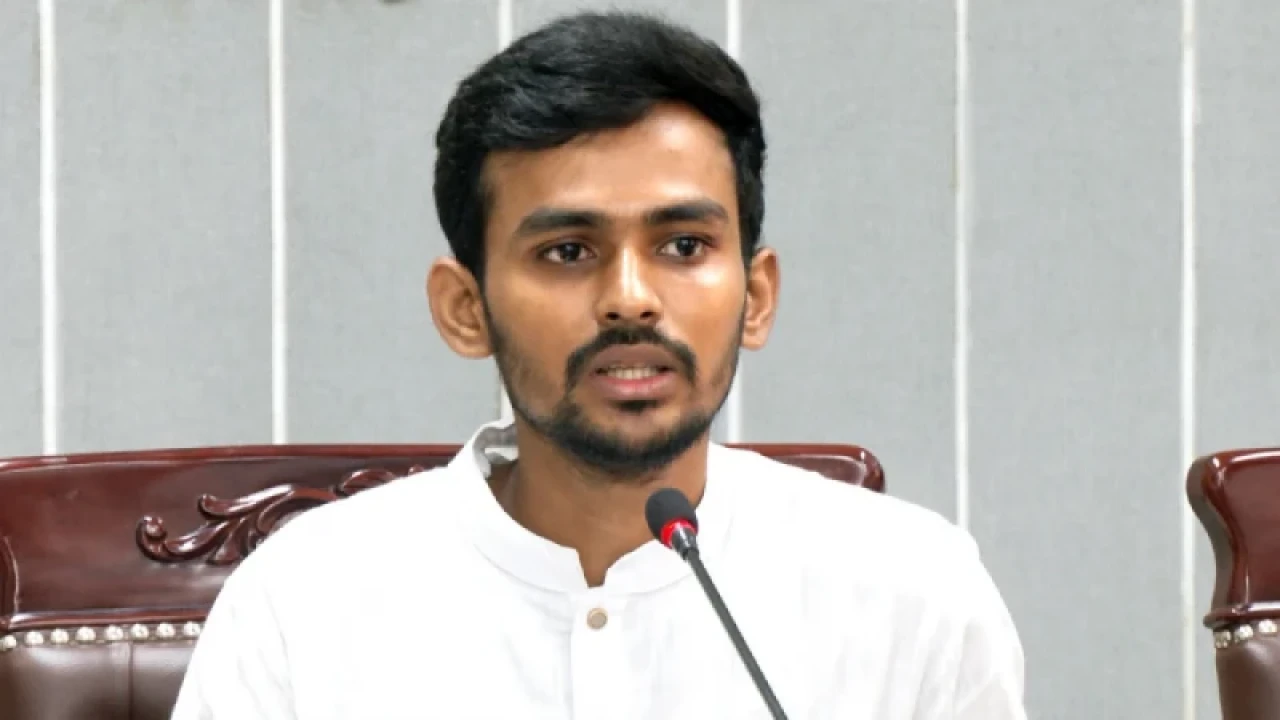 মেয়াদ শেষ হওয়ায় ইশরাকের শপথ নেওয়ার সুযোগ নেই: উপদেষ্টা আসিফ