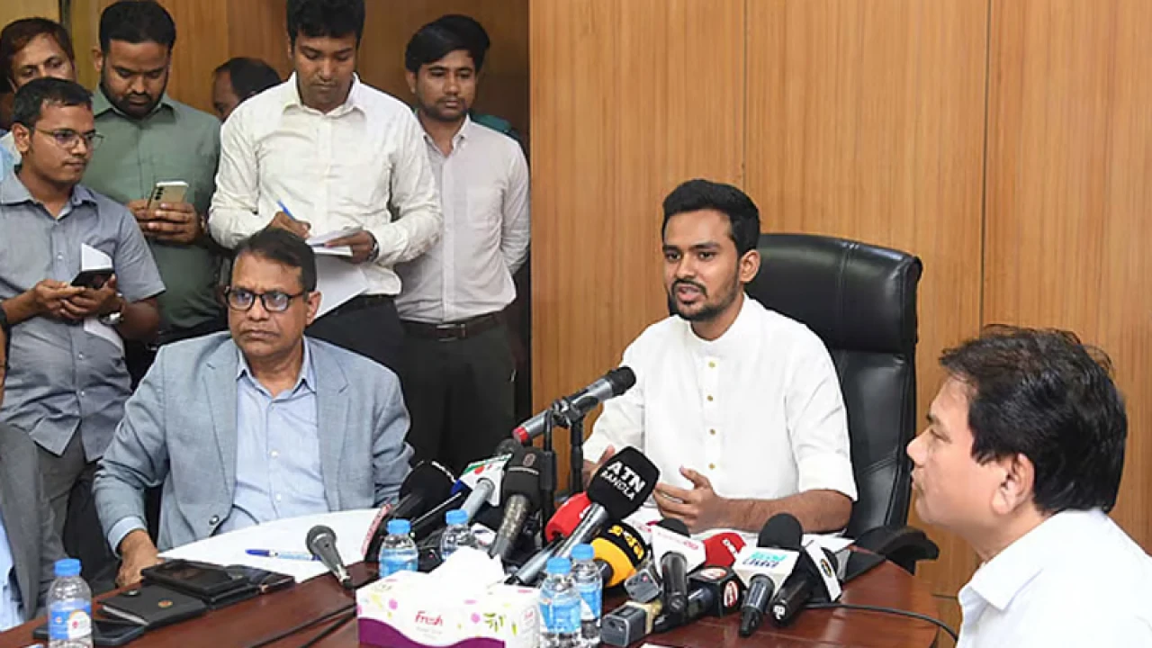 ‘ঢাকা দক্ষিণ সিটিতে নাগরিক সেবা বিঘ্নিত হচ্ছে, আর বসে থাকার সুযোগ নেই’ 