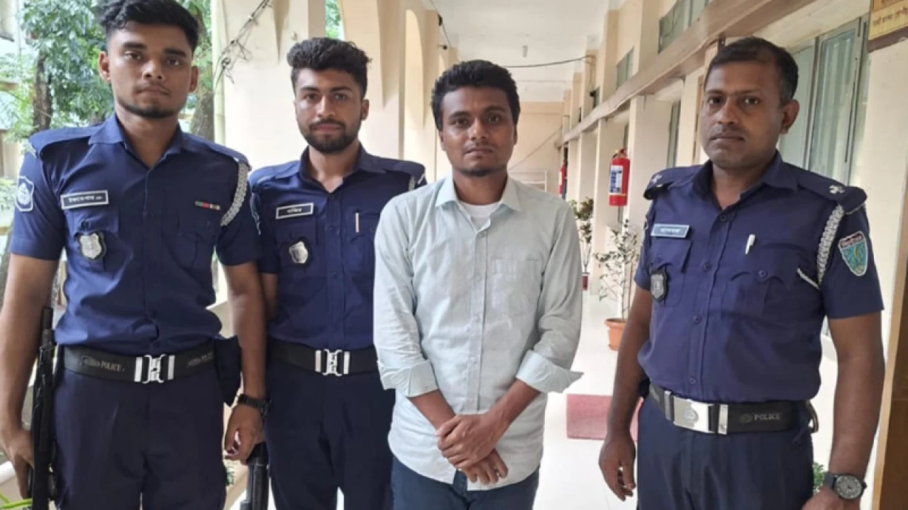 নিয়োগ পরীক্ষায় ভুয়া পরীক্ষার্থী আটক, ১ মাসের কারাদণ্ড