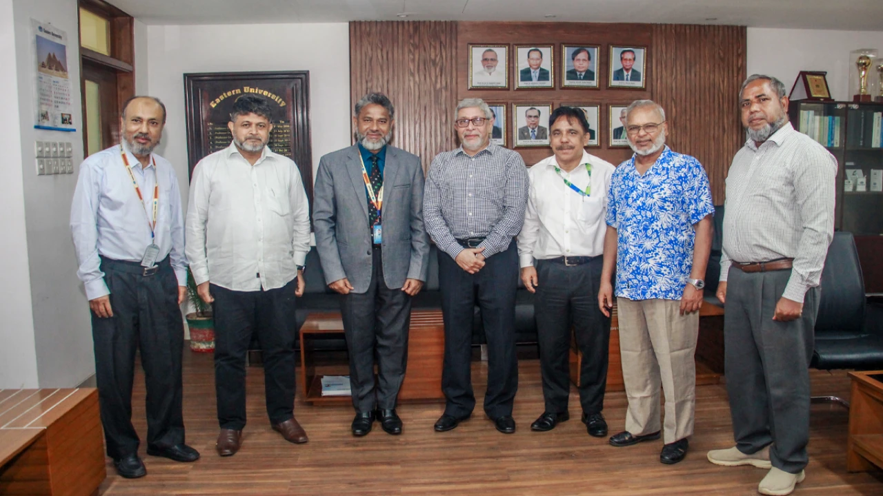 ইস্টার্ন ইউনিভার্সিটিতে বিভিন্ন বিশ্ববিদ্যালয়ের উপাচার্যদের বৈঠক