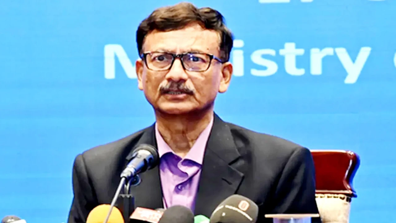 প্রধান উপদেষ্টা-যুক্তরাজ্যের প্রধানমন্ত্রীর বৈঠক না হওয়ার বিষয়ে যা বললেন পররাষ্ট্র উপদেষ্টা